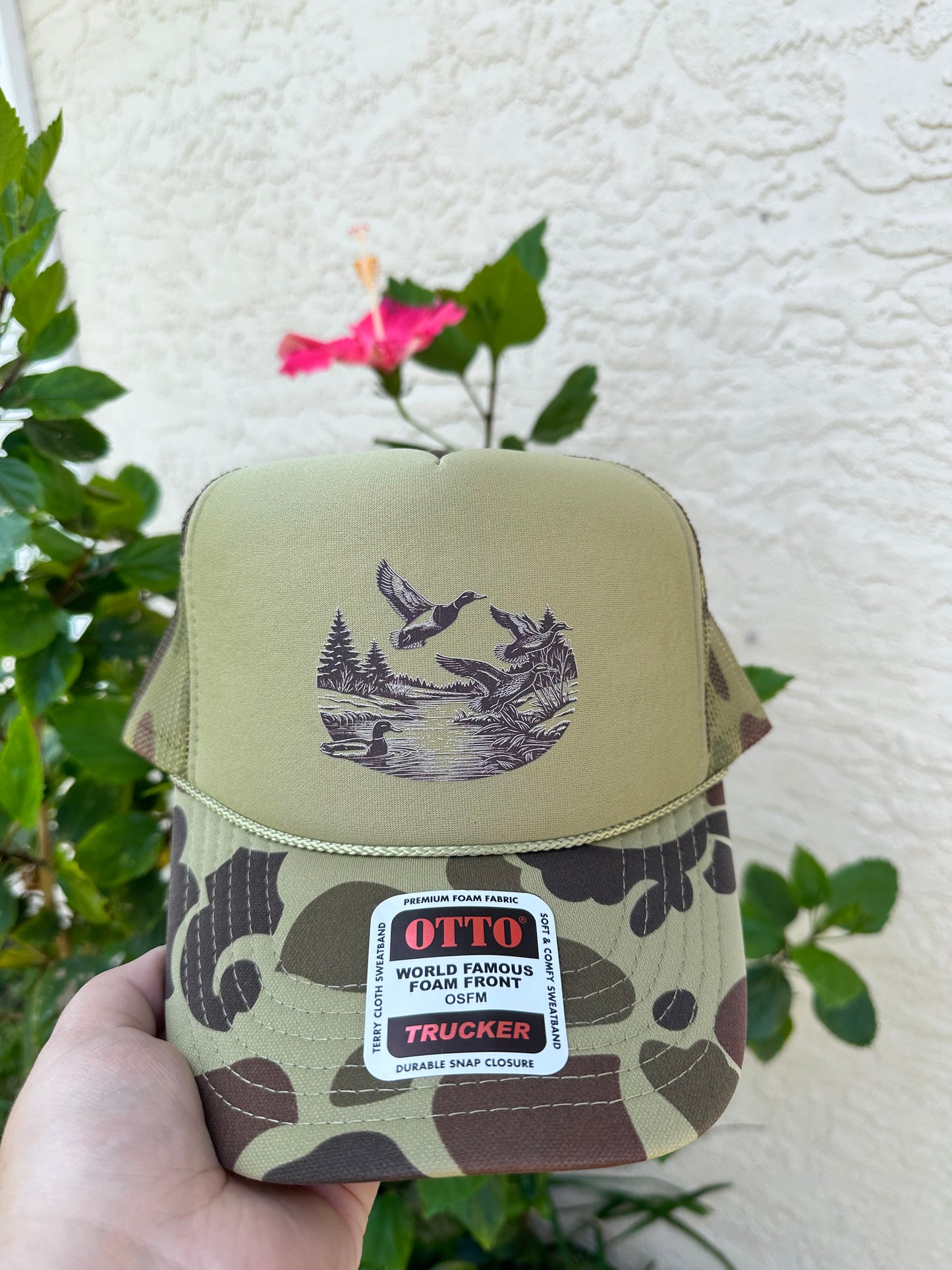 VINTAGE MALLARDS TRUCKER HAT