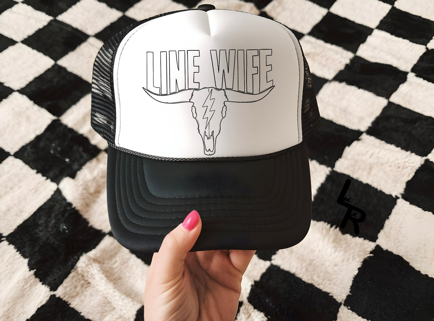 LINEWIFE TRUCKER HAT