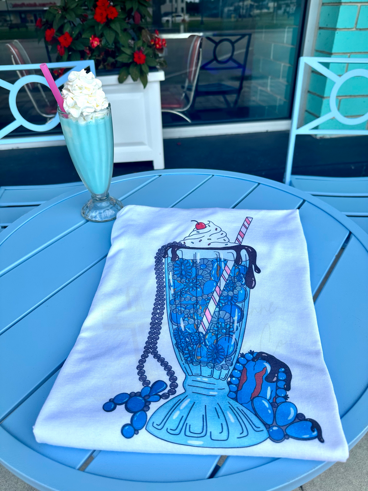 Turquoise Milkshake