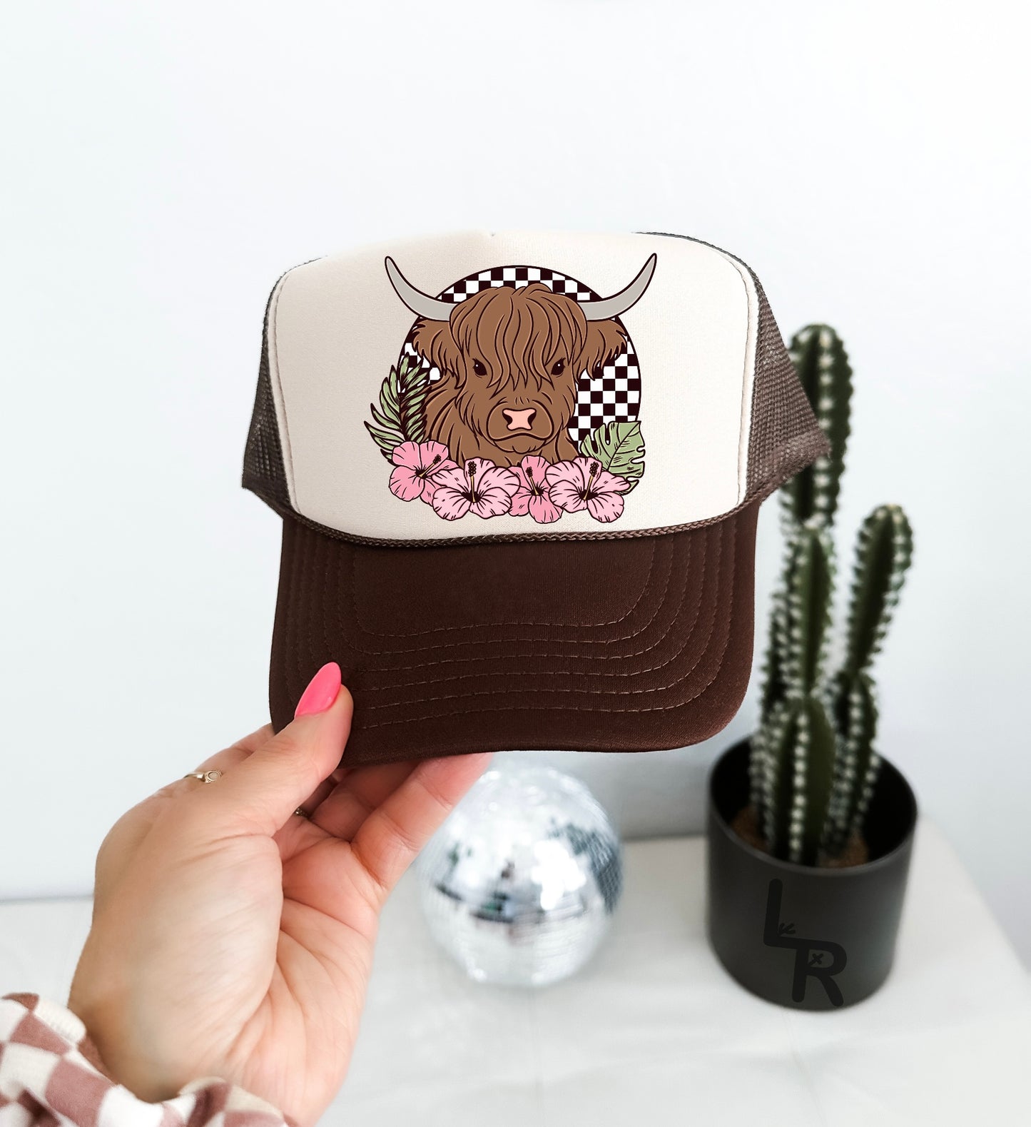 HIGHLAND COW TRUCKER HAT