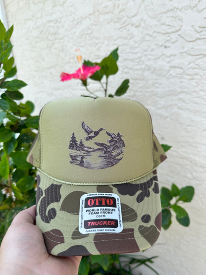 VINTAGE MALLARDS TRUCKER HAT